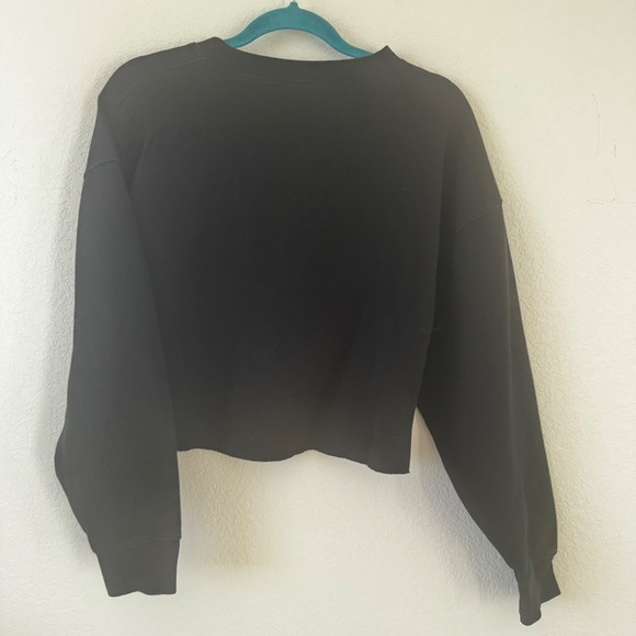 Wild Fable Black Cropped Raw Hem Sweatshirt Womens Size Small - Picture 3 of 3